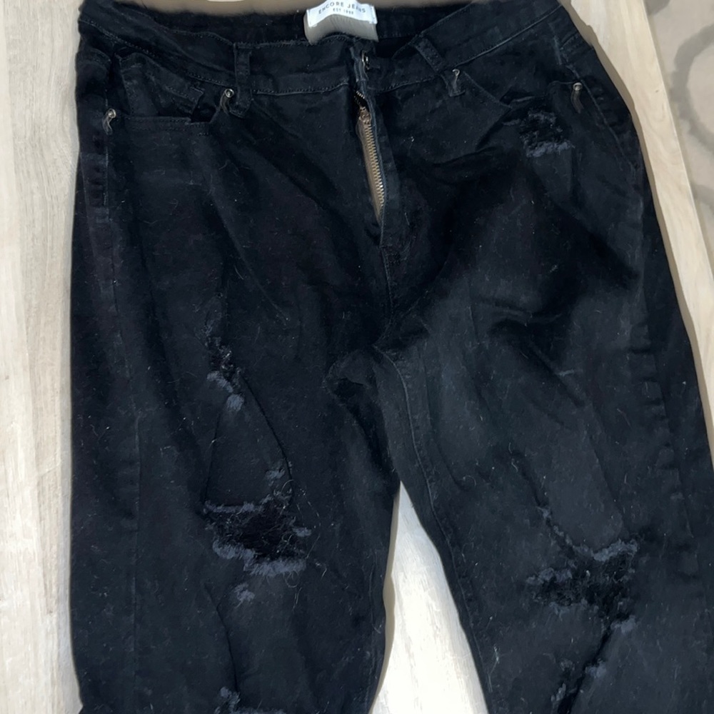 Black encore distressed jeans